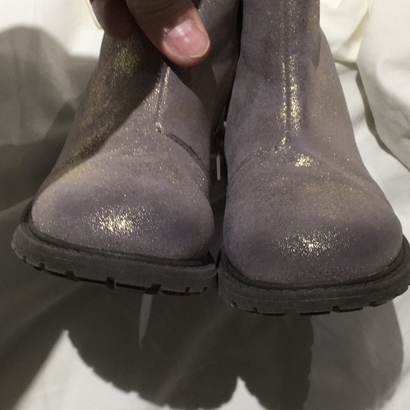 Oshkosh shimmer boot 9 worn once side zips - Picture 6 of 7